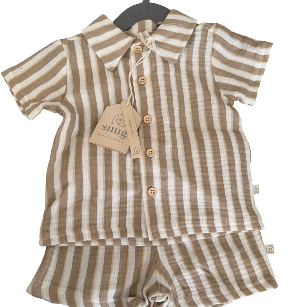 Snug Kids Tan Striped Matching Set